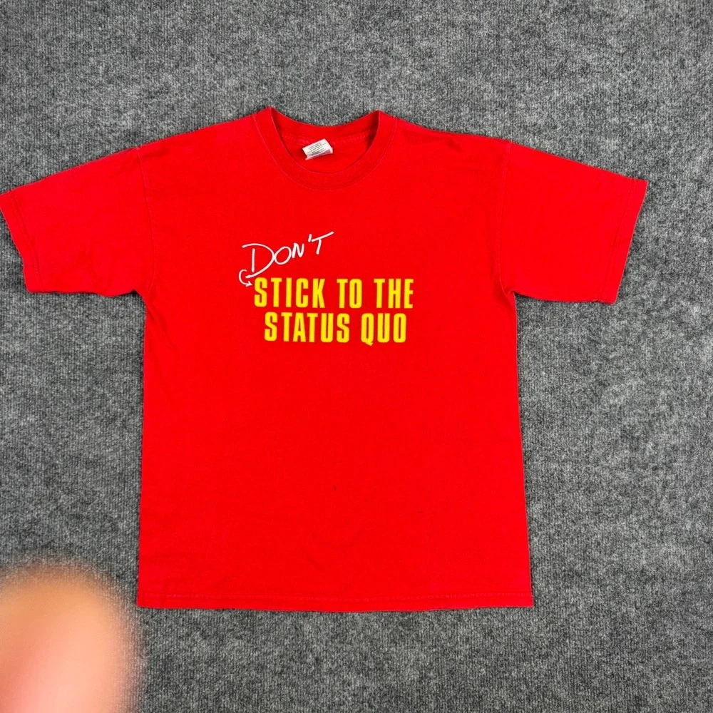 Gildan T-Shirt Youth Size L Red High School Musical On Stage Graphic Movie Tee
